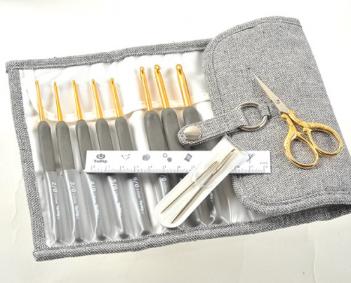 Набор крючков ETIMO (2,2.2,2.5,3,3.5,4,5,6мм) линейка, ножницы, иглы, золото/серый/черный Tulip