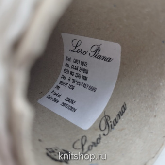 Loro Pianа Clan (Ggio White сливочный) 85% кашемир, 15% мохер 2/70 350м/100гр
