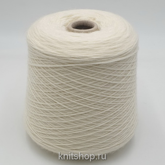 Yak Silk Wool (молочный) 39%бэби як 47%меринос экстрафайн 6%шелк 8%па 320м/100гр шнурок