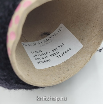 Biagioli Modesto Cloud (300005 Pt 009806 черный) 82% кашемир вспушенный, 18% па 1250м/100гр букле