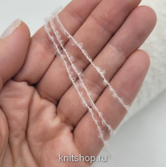 Biagioli Modesto Cloud (302155 Pt 016288 белый) 82% кашемир вспушенный, 18% па 1250м/100гр букле