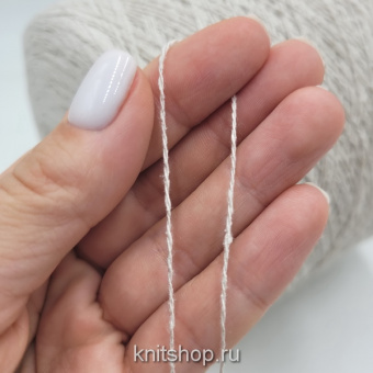 Bourette Silk (2007 жемчужно серый) 100% шелк буретный 2/15 750м/100гр