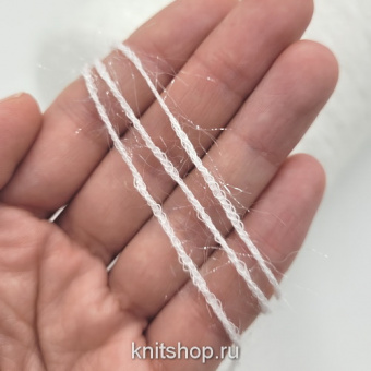 Lineapiu Nicole (89001 Panna белый) 55% вискоза, 45% па 400м/100гр реснички с блеском